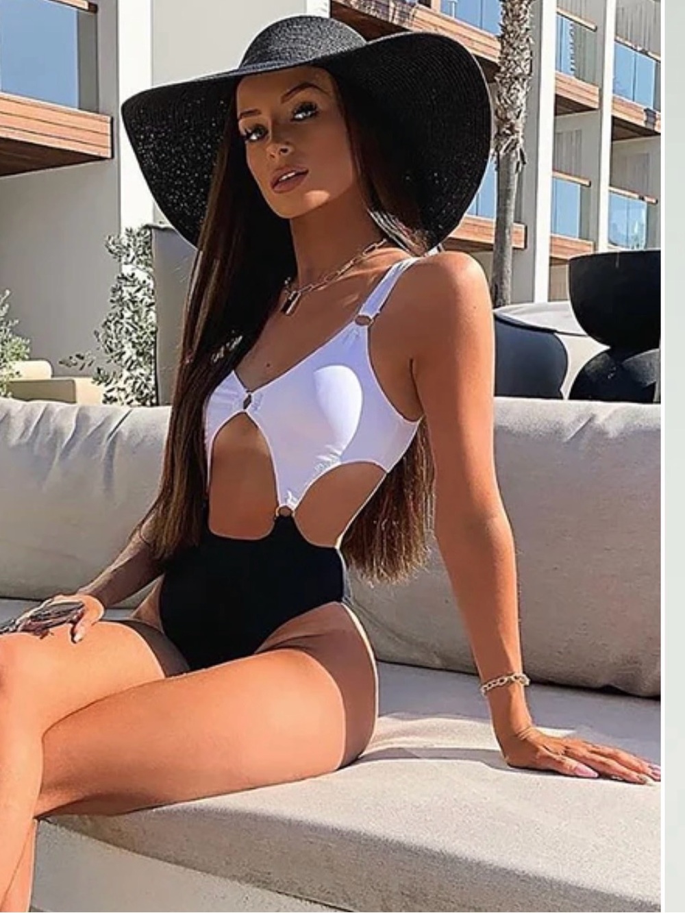 Black sun hat